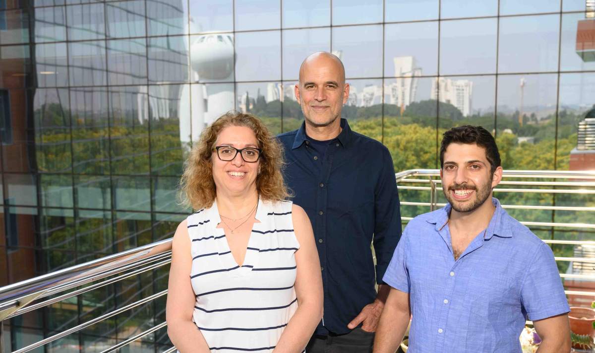 (g-d) Dr. Daniella Schatz, Prof. Assaf Vardi and Amir Fromm
