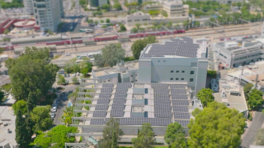 L'Institut Weizmann des sciences passe à une électricité 100 % verte