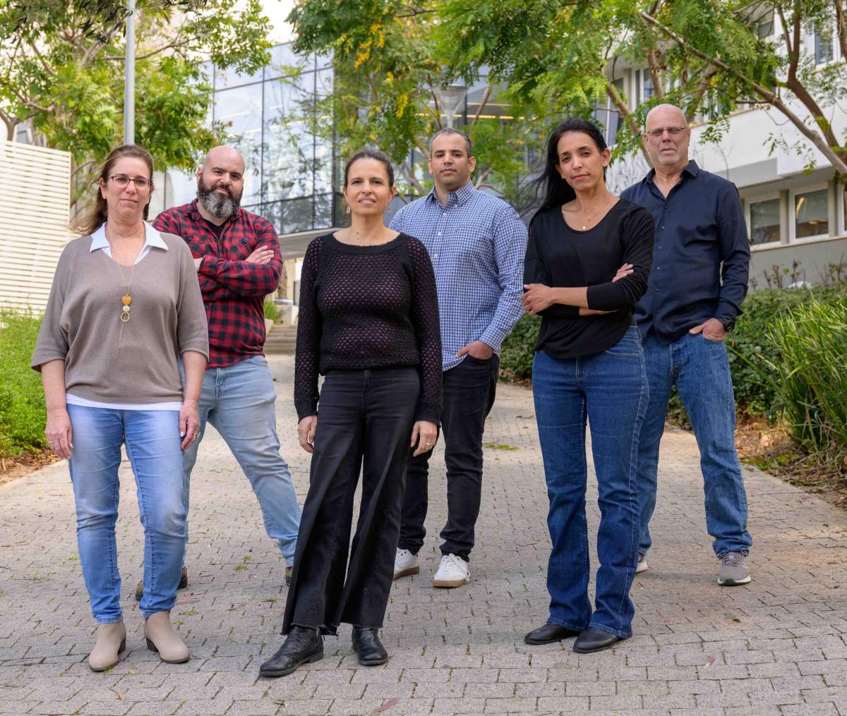 (g-d) Dr. Smadar Levin-Zaidman, Dr. Yuval Garty, Dr. Reinat Nevo, Yuval Bussi, Dr. Dana Charuvi and Prof. Ziv Reich
